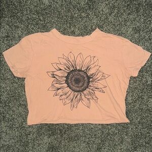 Originality Cropped Sunflower Tee – Size Small